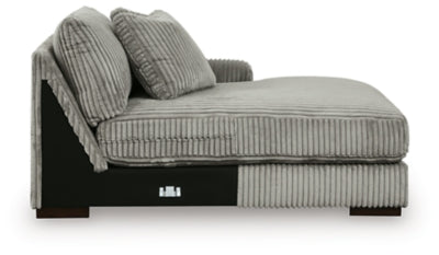 Lindyn Sectional with Chaise